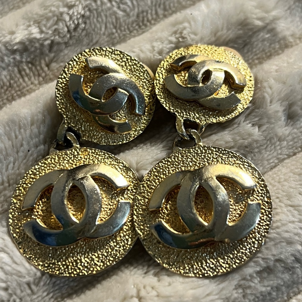 Wearable Clip Gold Time Earrings, No signature No returns Sold As Is